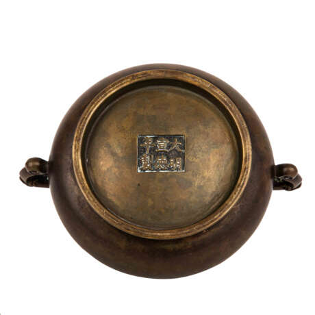 Weihrauchbrenner aus Bronze. CHINA, 19./20. Jahrhundert. - Foto 5