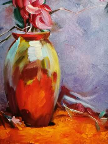 Peinture «Fleurs dans un vase», Toile sur le sous-châssis, Peinture à l'huile, Nature morte, 2019 - photo 4