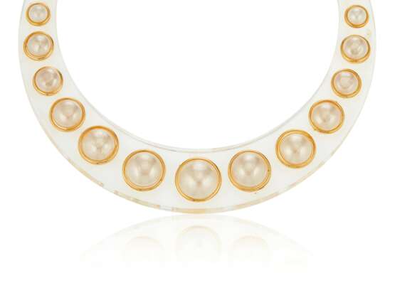 UNSIGNED CHANEL LUCITE AND FAUX PEARL NECKLACE - photo 1