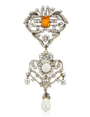 CHANEL GRIPOIX GLASS, RHINESTONE AND FAUX PEARL BROOCH - photo 1