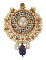 CHANEL FAUX PEARL, RHINESTONE AND GLASS PENDANT BROOCH