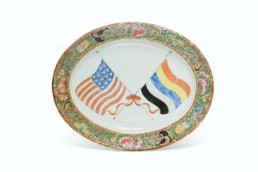 A RARE PLATTER WITH THE FLAGS OF THE UNITED STATES OF AMERICA AND THE REPUBLIC OF CHINA