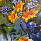 Gemälde „Stillleben mit Blumen und einer Tasse.“, Leinwand auf dem Hilfsrahmen, Ölfarbe, Realismus, Stillleben, 2019 - Foto 4