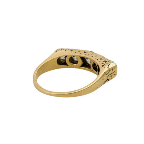 Ring mit 5 Altschliffdiamanten, zusammen ca. 0,7 ct, - photo 3