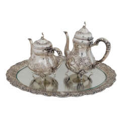 DEUTSCHLAND Tee- und Kaffeekanne auf Tablett, 800 Silber, 20. Jahrhundert.