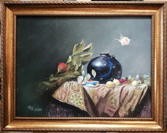 Peinture «Nature morte avec une rose dans un vase bleu.», Carton, Peinture à l'huile, Impressionnisme, Nature morte, 2019 - photo 1