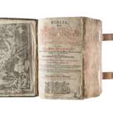 DIE BIBEL Deutsch, Nürnberg, um 1770 Als Beigabe Holzkreuz (um 1900). - photo 2