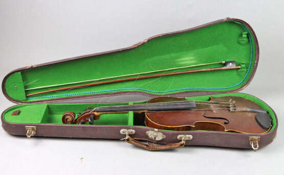Geige mit Bogen im Kasten - фото 4