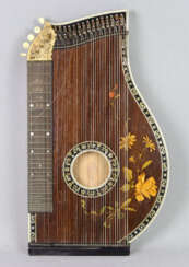 Zither mit Intarsien 