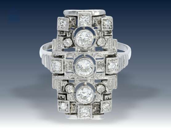 Ring: antiker, weißgoldener Goldschmiedering mit Diamantbesatz, Art déco - photo 1