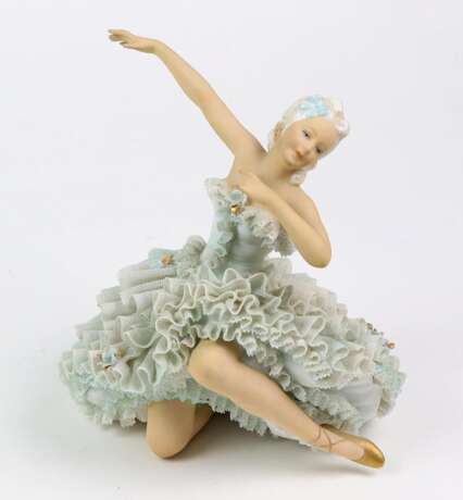 Ballerina im Tüllkleid - фото 1
