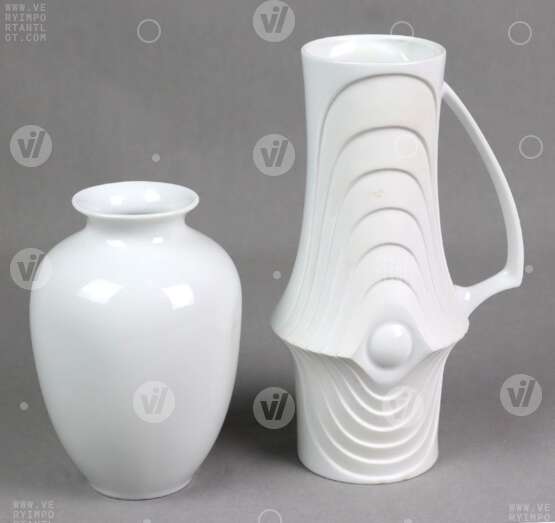 2 декоративные вазы - фото