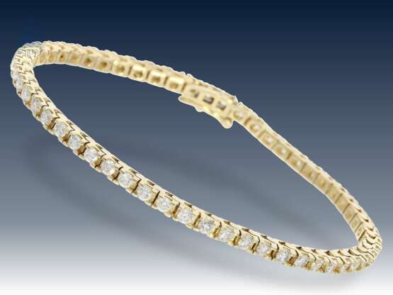 Armband: elegantes, neuwertiges Brillant-Tennisarmband, ca. 2,75ct - фото 1