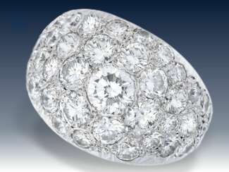 Ring: hochwertiger Platin-Pavé-Goldschmiedering mit reichhaltigem Diamantbesatz, ca. 3ct, Anfertigungspreis lt. Besitzerin ca.12.000,-DM
