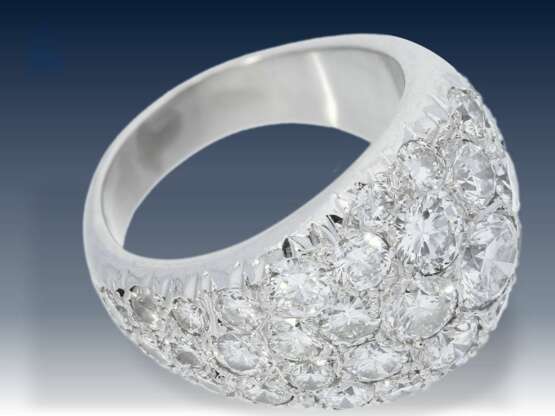 Ring: hochwertiger Platin-Pavé-Goldschmiedering mit reichhaltigem Diamantbesatz, ca. 3ct, Anfertigungspreis lt. Besitzerin ca.12.000,-DM - photo 2