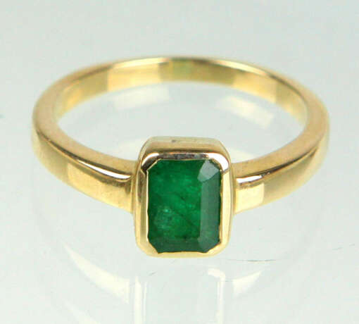 Smaragd Ring Gelbgold 375 - фото 1
