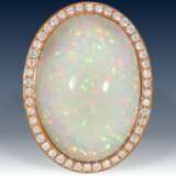 Ring: exquisiter, äußerst hochwertiger Goldschmiedering mit außergewöhnlich großem Opal und Brillantbesatz, Neupreis lt. Einlieferer 9800€ - Foto 1
