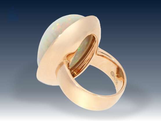 Ring: exquisiter, äußerst hochwertiger Goldschmiedering mit außergewöhnlich großem Opal und Brillantbesatz, Neupreis lt. Einlieferer 9800€ - photo 2