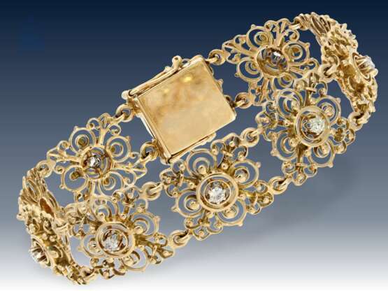 Armband/Ohrschmuck: äußerst dekoratives vintage Goldarmband mit Brillantbesatz sowie passendem Ohrschmuck und dazugehöriger Brosche, 50er Jahre - Foto 2