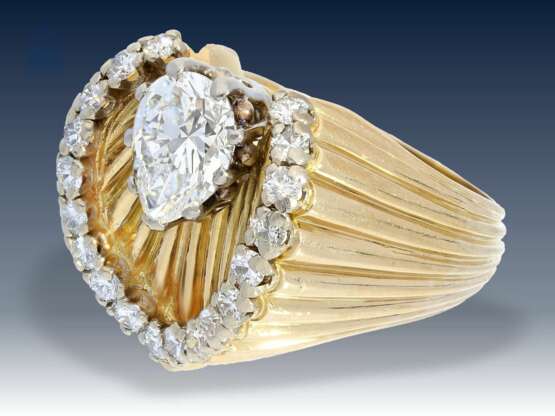Ring: ganz ausgefallener, sehr dekorativer vintage Brillant-Goldschmiedering, seltener Tropfendiamant von ca. 1,2ct, verm. Frankreich 50er Jahre - Foto 1