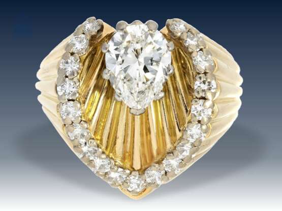 Ring: ganz ausgefallener, sehr dekorativer vintage Brillant-Goldschmiedering, seltener Tropfendiamant von ca. 1,2ct, verm. Frankreich 50er Jahre - фото 2