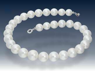 Kette: außergewöhnliche Südsee-Zuchtperlen-Kette/Perlenstrang mit besonders großen hochwertigen Perlen bis zu ca. Ø16mm, neuwertig, NP lt. Einlieferer ca.10000€