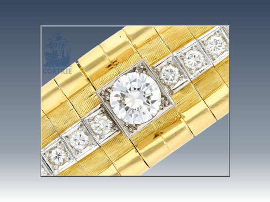 Armband: schweres und sehr hochwertiges Brillant-Armband, 2,01ct in Spitzenqualität, Mittelstein 1,05ct - фото 2