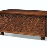 A CARVED AND PAINTED OAK BOX - фото 3