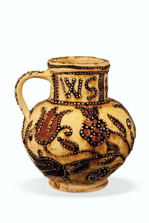 A STAFFORDSHIRE DATED AND INITIALTED SLIPWARE JUG - photo 1