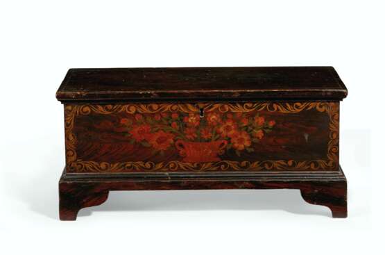 A GRAIN AND FLORAL PAINT DECORATED MINIATURE BLANKET CHEST - photo 1