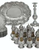 A SUITE OF AMERICAN SILVER MATCHING TABLEWARES