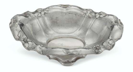 Gorham Manufacturing. AN AMERICAN SILVER CENTERPIECE BOWL - Foto 1