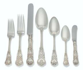 AN AMERICAN SILVER FLATWARE SERVICE