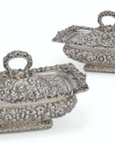 A PAIR OF AMERICAN SILVER VEGETABLE TUREENS AND COVERS