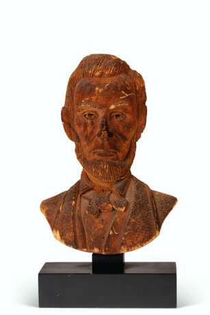 A RELIEF CARVED PINE BUST OF ABRAHAM LINCOLN - photo 1