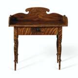 A GRAIN-PAINTED PINE FEDERAL DRESSING TABLE - фото 1