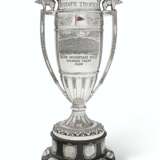 Reed & Barton. THE JULES E HEILNER TROPHY: A MONUMENTAL AMERICAN SILVER-PLA... - Foto 1