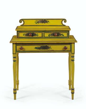 A LATE FEDERAL POLYCHROME-PAINTED DRESSING TABLE - photo 1