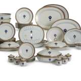 A CHINESE EXPORT PORCELAIN BLUE ENAMEL AND GILT PART DINNER SERVICE - photo 1