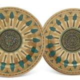 Imperial Porcelain Factory. TWO RUSSIAN PORCELAIN PLATTERS FROM THE KREMLIN SERVICE - photo 1