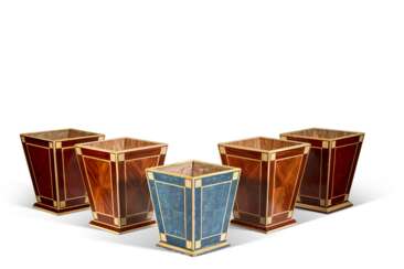 A GROUP OF FIVE FAUX AND CREAM PAINTED WASTE BASKETS