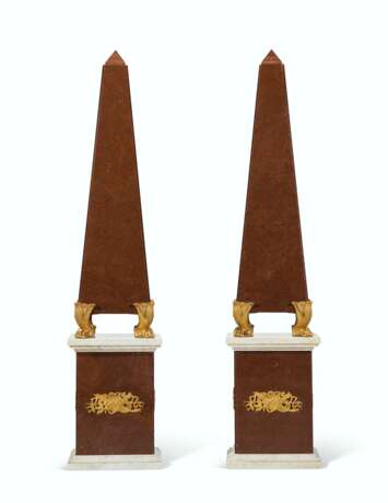 A PAIR OF MASSIVE ORMOLU-MOUNTED FAUX PORPHYRY AND WHITE MAR... - photo 1