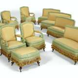 A NORTH EUROPEAN UPHOLSTERED SALON SUITE - фото 1