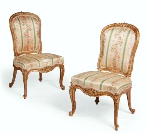 Chippendale, Thomas. A PAIR OF GEORGE III GILTWOOD SIDE CHAIRS - Foto 2