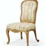 Chippendale, Thomas. A PAIR OF GEORGE III GILTWOOD SIDE CHAIRS - фото 3