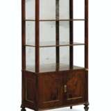 A NORTH GERMAN BRASS-MOUNTED MAHOGANY ETAGERE - photo 2