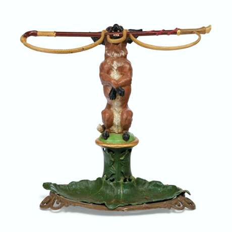 A LATE VICTORIAN POLYCHROME-PAINTED CAST-IRON UMBRELLA STAND... - photo 1