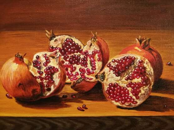 Gemälde „Granatäpfel auf dem Tisch. (Granatapfel auf dem Tisch)“, Leinen, Ölfarbe, Realismus, Stillleben, 2017 - Foto 2