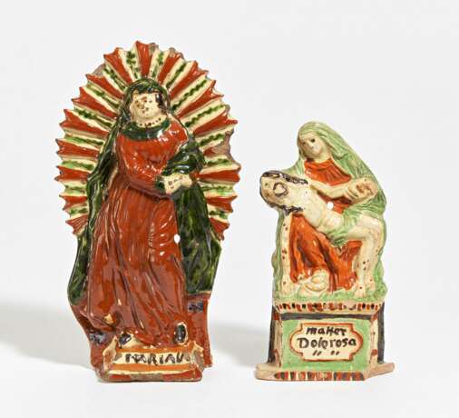 Relief einer Pietà und einer Marienfigur - photo 1