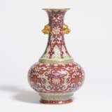 Vase mit chi-Drachen und Löwenkopf-Henkeln - фото 1